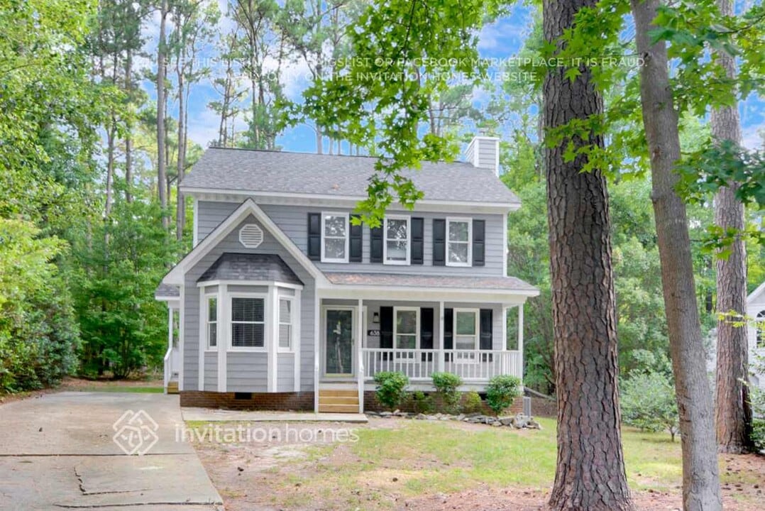 638 Westwood Dr in Garner, NC - Foto de edificio