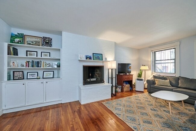 property at 183 Marlborough St