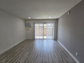 1544 E Quincy Ave-Unit -A-07 in Orange, CA - Building Photo - Building Photo
