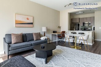 5684 Bay St in Emeryville, CA - Foto de edificio - Building Photo