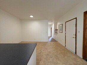 589 Palisade Ave-Unit -2 in Jersey City, NJ - Building Photo - Building Photo