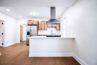 1039 Astor Ave SW in Atlanta, GA - Foto de edificio - Building Photo