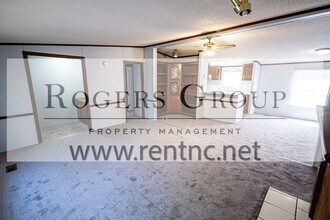 7208 Shep Royster Rd in Oxford, NC - Building Photo - Building Photo
