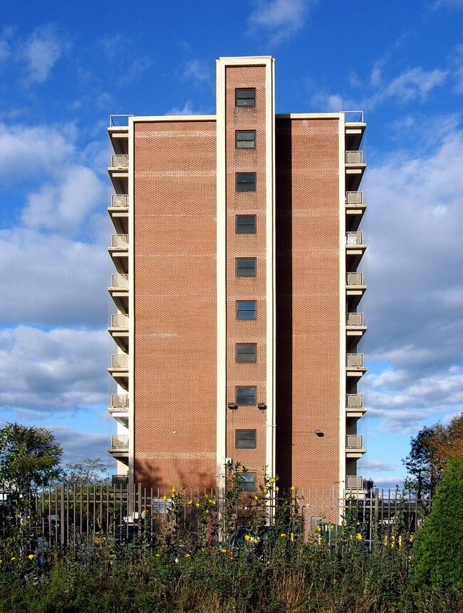 Kennedy Tower in Camden, NJ - Building Photo - Building Photo