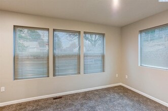3513 W 7th Ave in Kennewick, WA - Building Photo - Building Photo