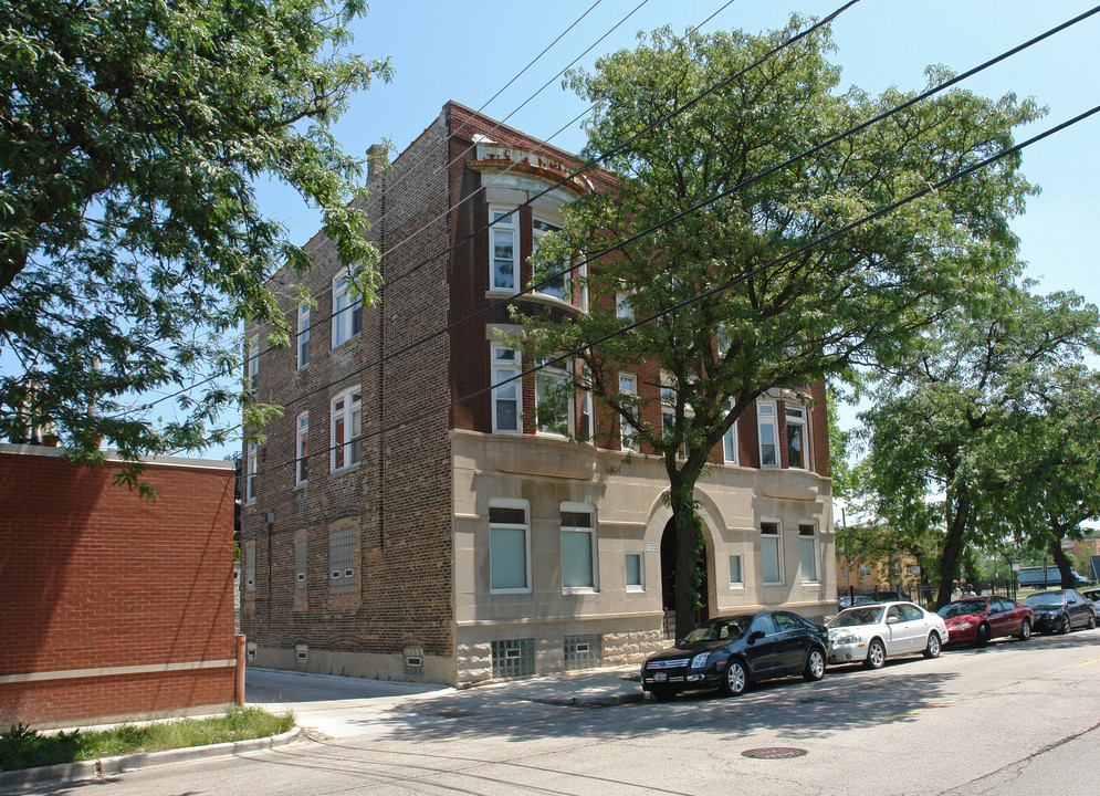 1113 S Loomis St in Chicago, IL - Foto de edificio