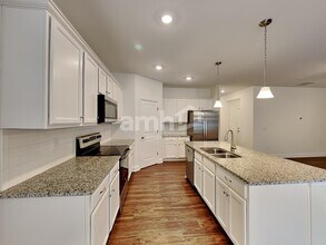 898 Carnaby Ln in Dacula, GA - Building Photo - Building Photo