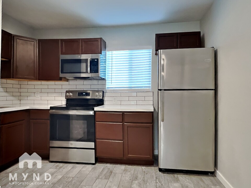 12707 W Tasha Dr in Surprise, AZ - Building Photo