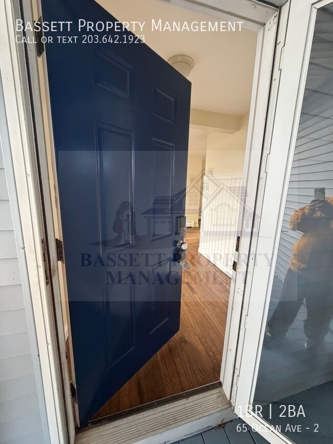 65 Ocean Ave in West Haven, CT - Foto de edificio - Building Photo