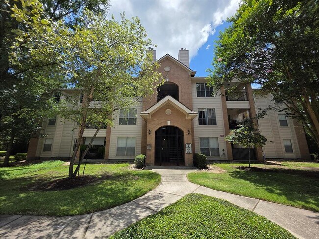 8051 Bay Branch Dr