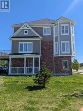 40 Village Gate Dr in Wasaga Beach, ON - Building Photo - Building Photo