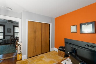 75 Newton St, Unit 1st floor in Pawtucket, RI - Building Photo - Building Photo