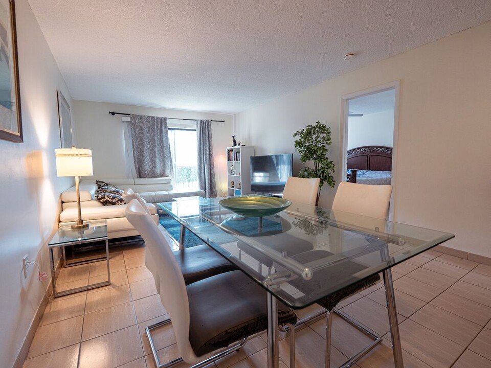 950 Euclid Ave in Miami Beach, FL - Building Photo