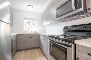 4845 SE 65th Ave in Portland, OR - Building Photo