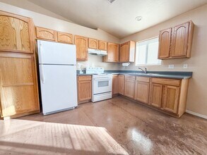 4666 E Beaver Creek Rd in Lake Montezuma, AZ - Building Photo - Building Photo