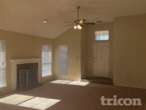 1638 Tuley St in Cedar Hill, TX - Building Photo - Building Photo