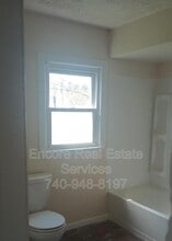 480 Ridge Ave in Newark, OH - Building Photo - Building Photo
