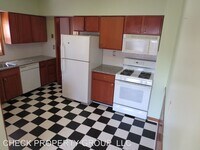 5800 S Main St photo'
