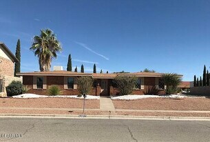 1382 Adabel Dr in El Paso, TX - Building Photo