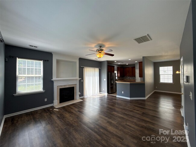 4819 Abercromby St in Charlotte, NC - Building Photo - Building Photo