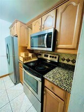 14501 N Kendall Dr in Miami, FL - Building Photo - Building Photo