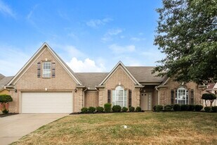 8332 Pinnacle Dr in Southaven, MS - Building Photo