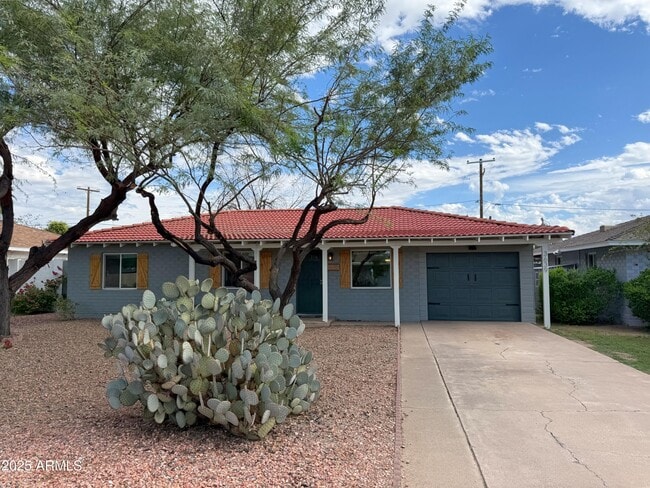 property at 3639 N 21st Ave