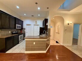 398 Mesa Dr in Del Valle, TX - Building Photo