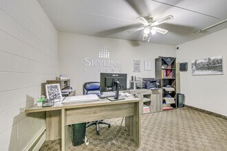 242 Linwell Rd in St Catharines, ON - Building Photo - Building Photo