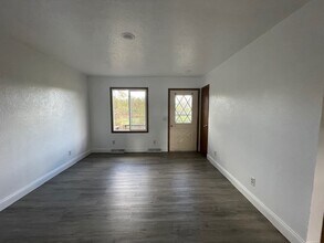 601 Rizek Dr in North Liberty, IN - Building Photo - Building Photo