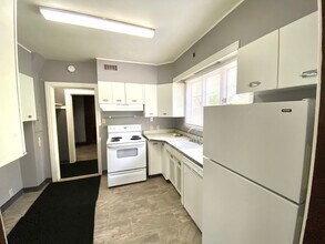 1407 S University Dr in Fargo, ND - Building Photo - Building Photo