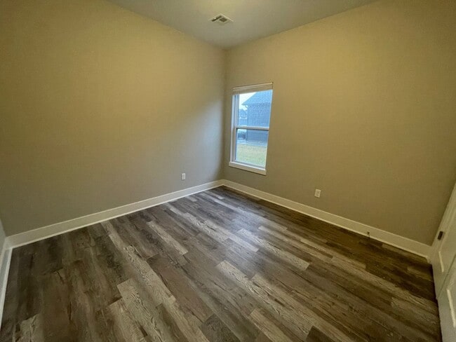 16283-16285 W Ike Ct in Goddard, KS - Building Photo - Building Photo