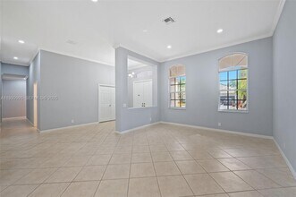 1901 Timberline Rd in Weston, FL - Building Photo - Building Photo