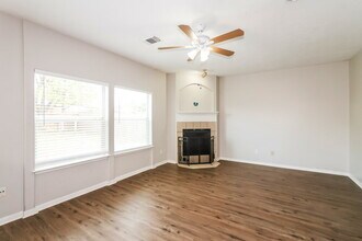 12230 Heritage Grove Dr in Houston, TX - Building Photo - Building Photo