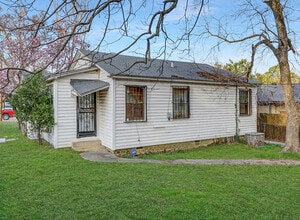 1607 W 17th St in Texarkana, TX - Building Photo - Building Photo