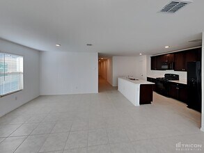 6401 Becker Ave in Fort Worth, TX - Building Photo - Building Photo