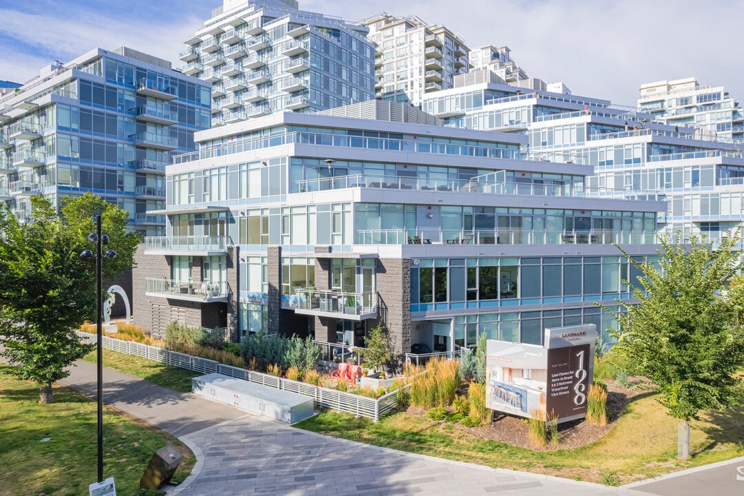 Landmark at Waterfront in Calgary, AB - Building Photo