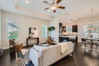 13712 Golden Wave Loop in Austin, TX - Building Photo - Building Photo