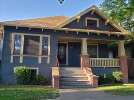 2623 H St in Sacramento, CA - Building Photo