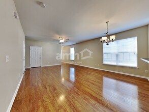 2413 Thoreau St in North Charleston, SC - Building Photo - Building Photo