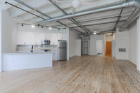 Peachtree Lofts in Atlanta, GA - Building Photo - Interior Photo