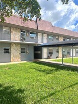 9375 SW 40th Terrace in Miami, FL - Building Photo