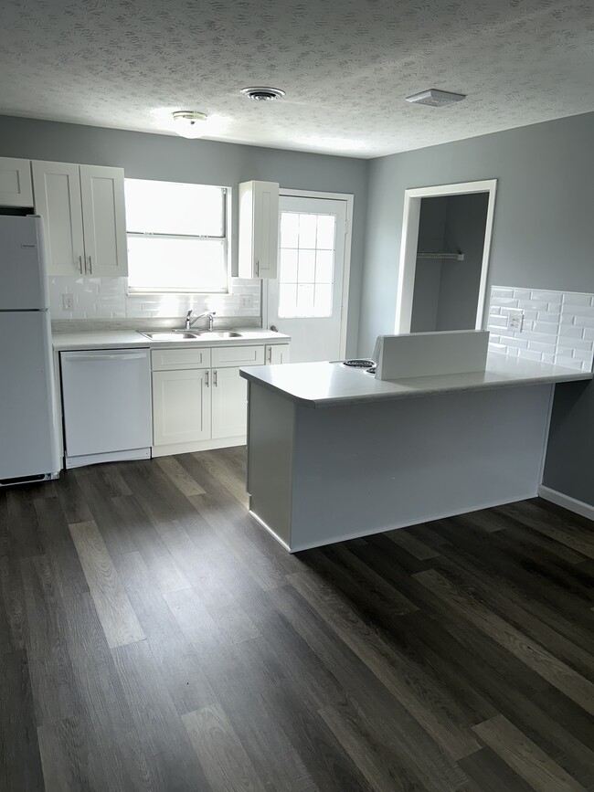 1525 Meadow Spring Dr in Jefferson City, TN - Building Photo - Building Photo