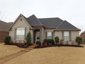5797 Savannah Pky in Southaven, MS - Building Photo