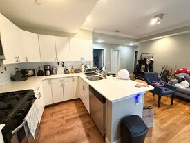 15 Imrie Rd in Boston, MA - Building Photo