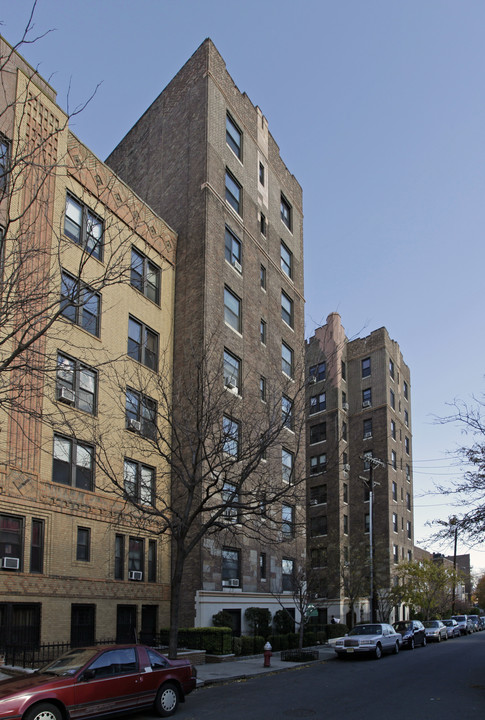 Gothic Towers in Jersey City, NJ - Building Photo