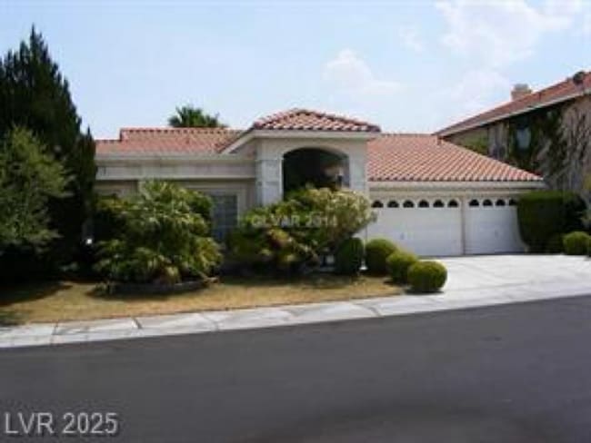 property at 8725 Castle Hill Ave