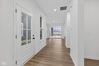 15994 Meadow Frost Ct in Fishers, IN - Building Photo - Building Photo