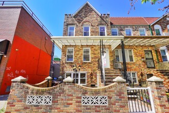 2076 Coyle St, Unit 1 in Brooklyn, NY - Foto de edificio - Building Photo