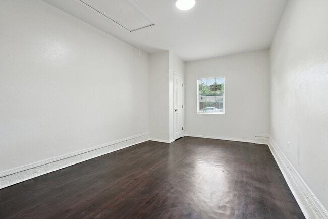 1000 Moraine Ave in Midwest City, OK - Building Photo - Building Photo